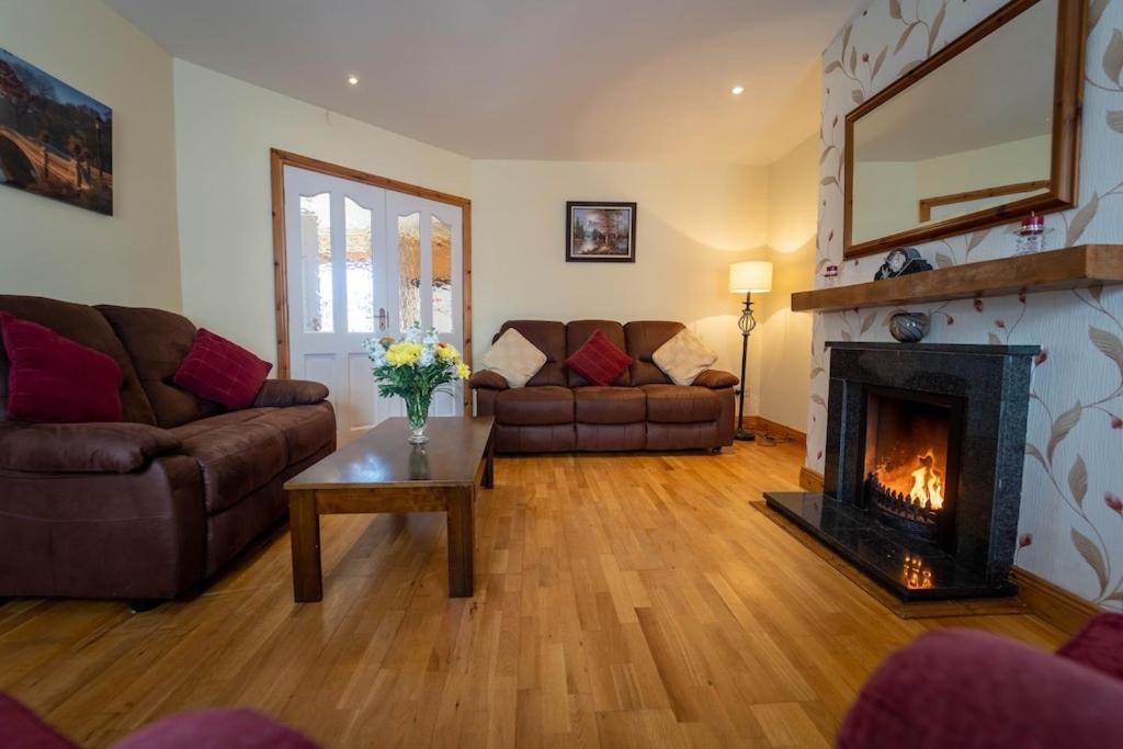 Burnham View Villa Dingle Ngoại thất bức ảnh